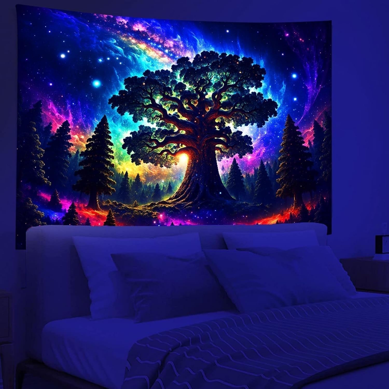 Gobeläng blacklight skog psykedelisk natur träd stjärnor galax Hem - Tillbehör och dekorationer Naty Shop