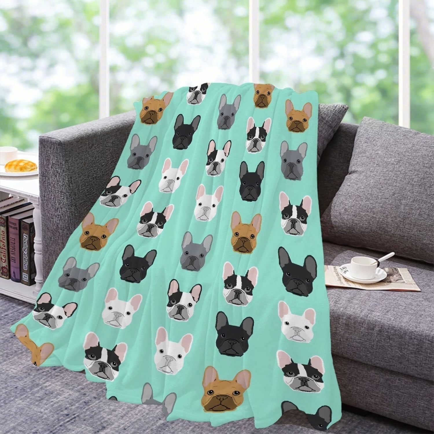 Fransk bulldoggobeläng med motiv tryckt framför huset - Accessoarer och dekorationer Naty Shop