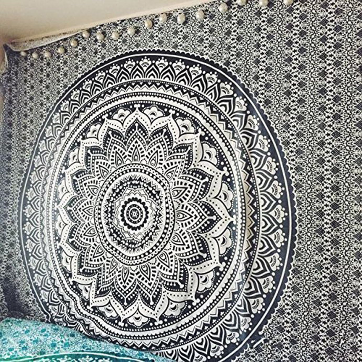 Indisk gobeläng psykedelisk mandala svart vit Indien Hem - Accessoarer och dekorationer Naty Shop