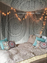 Indisk gobeläng mandala silver vitt rum estetisk duk Hem - Accessoarer och dekorationer Naty Shop