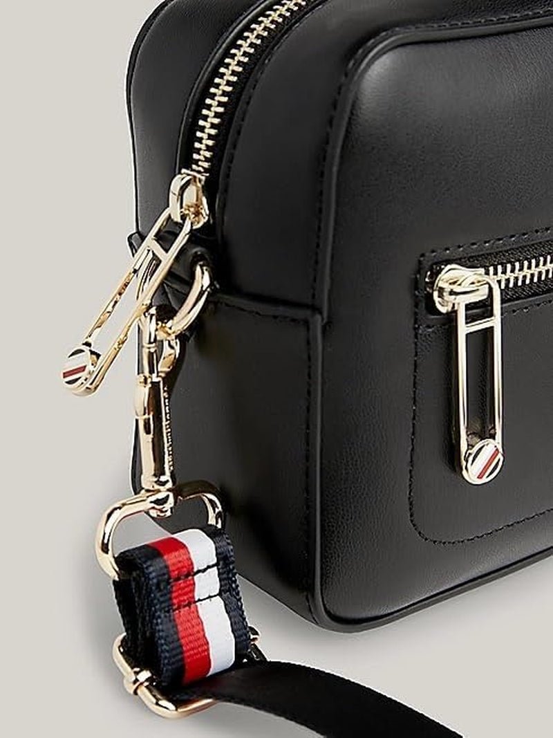 Tommy Hilfiger Crossbody-väska Väska Ikonisk kameraväska Små damväskor Naty Shop