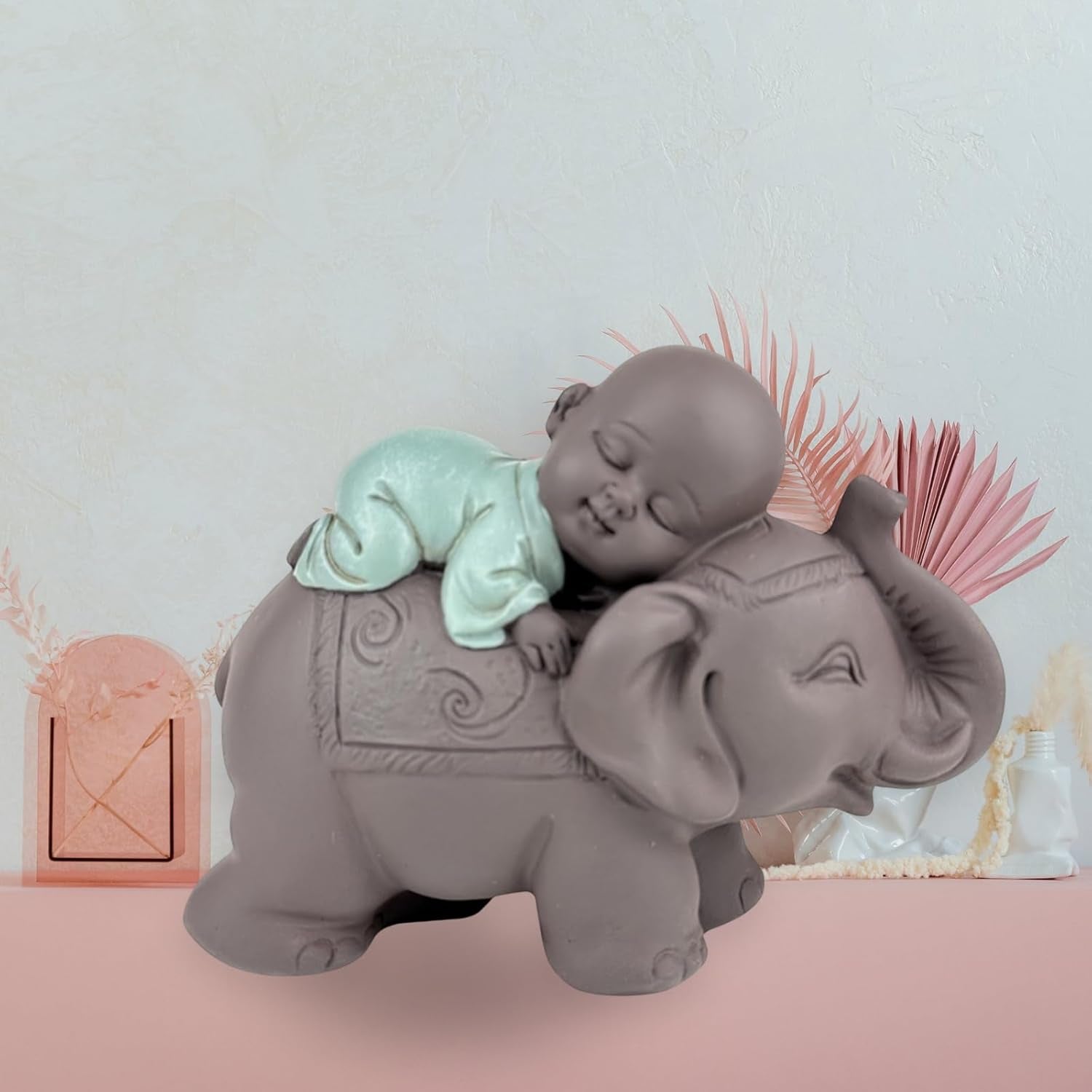 Zen'Light Statue Buddha Bonze Sova på elefant - Zen-atmosfär i ditt heliga utrymme - vacker gynnsam figur -H 9,5 cm, Brun & Grön Statyetter och skulpturer Naty Shop